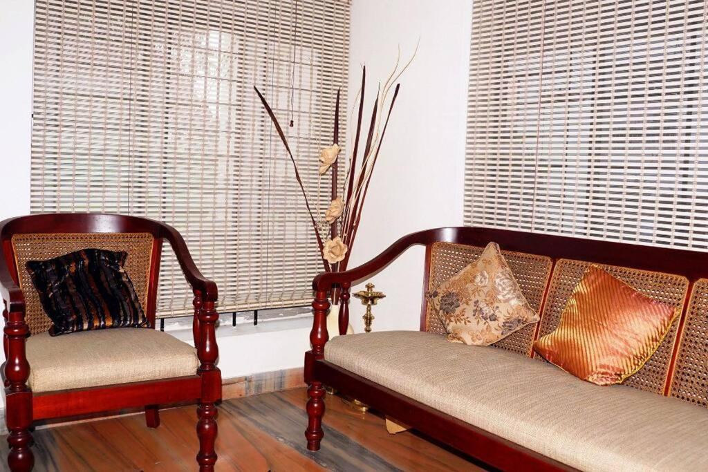 Sowparnika - A Family Home Experience Kochi Extérieur photo