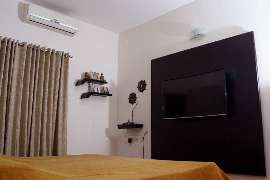Sowparnika - A Family Home Experience Kochi Extérieur photo